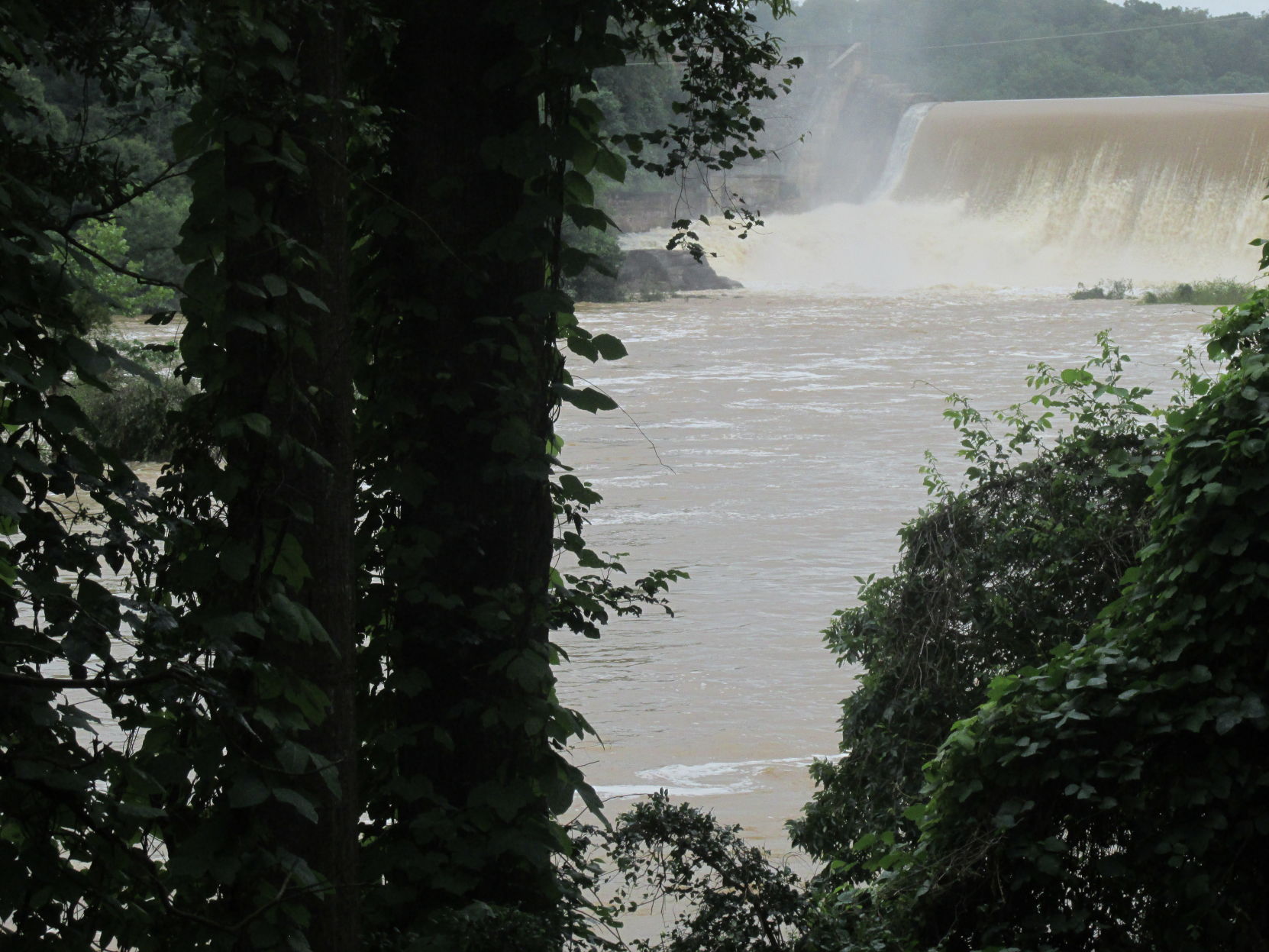 Lookout Dam (2).JPG
